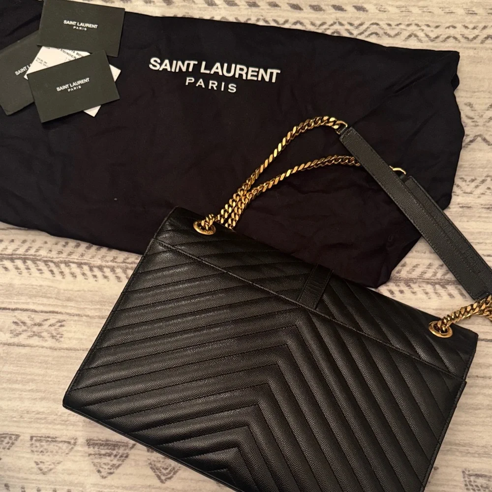 Saint Laurent Black Chevron Shoulder Bag with Gold Chain - Picture 4 of 5